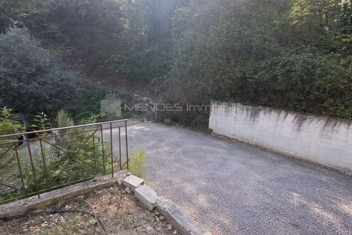 TERRAIN À VENDRE proche de Villefranche sur Mer - photo 3