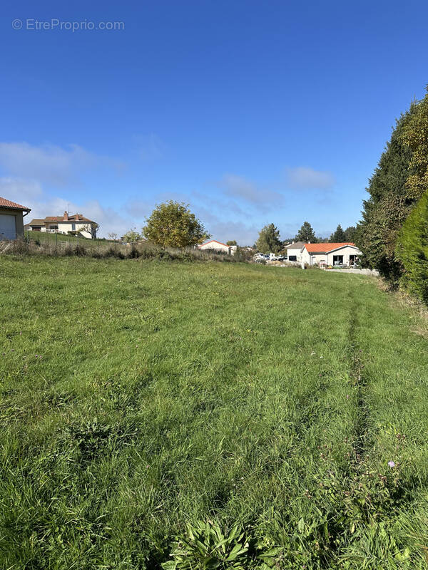 Terrain à SAINTE-SIGOLENE