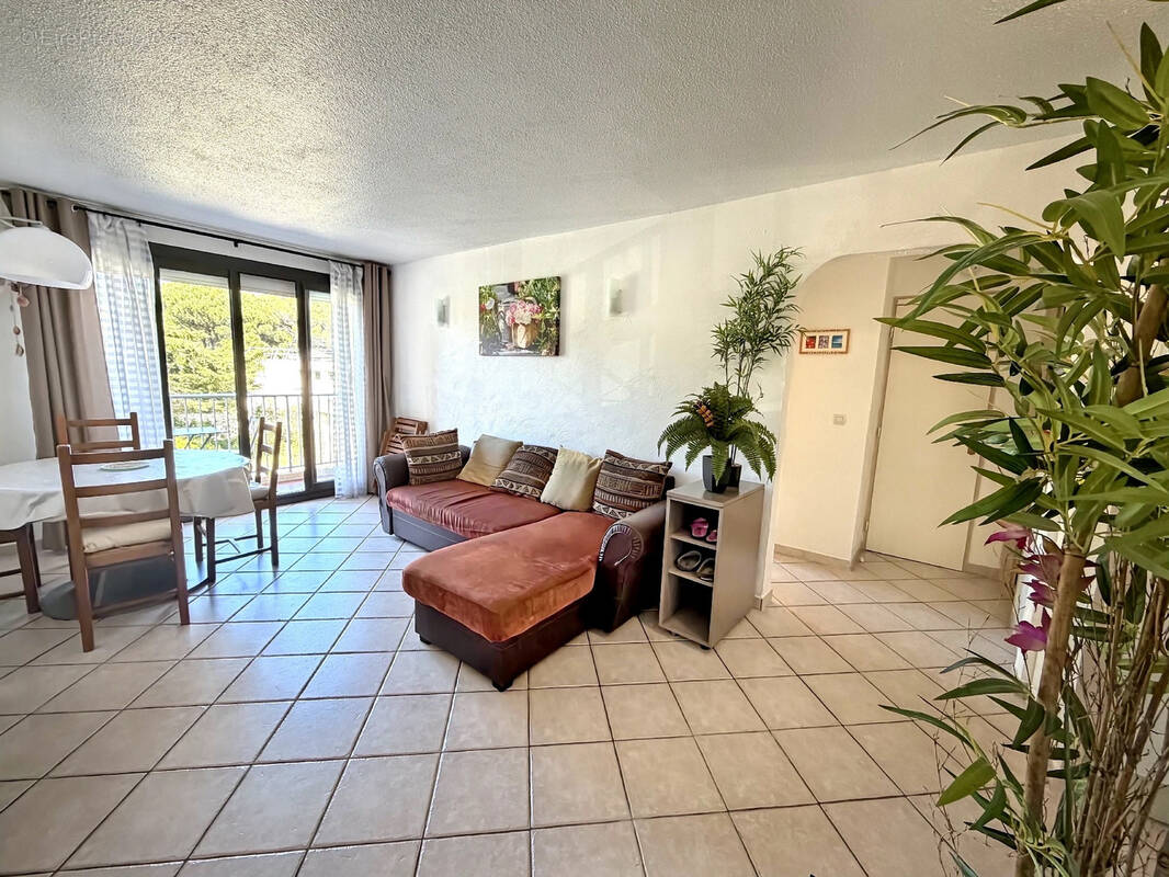 Appartement à FREJUS