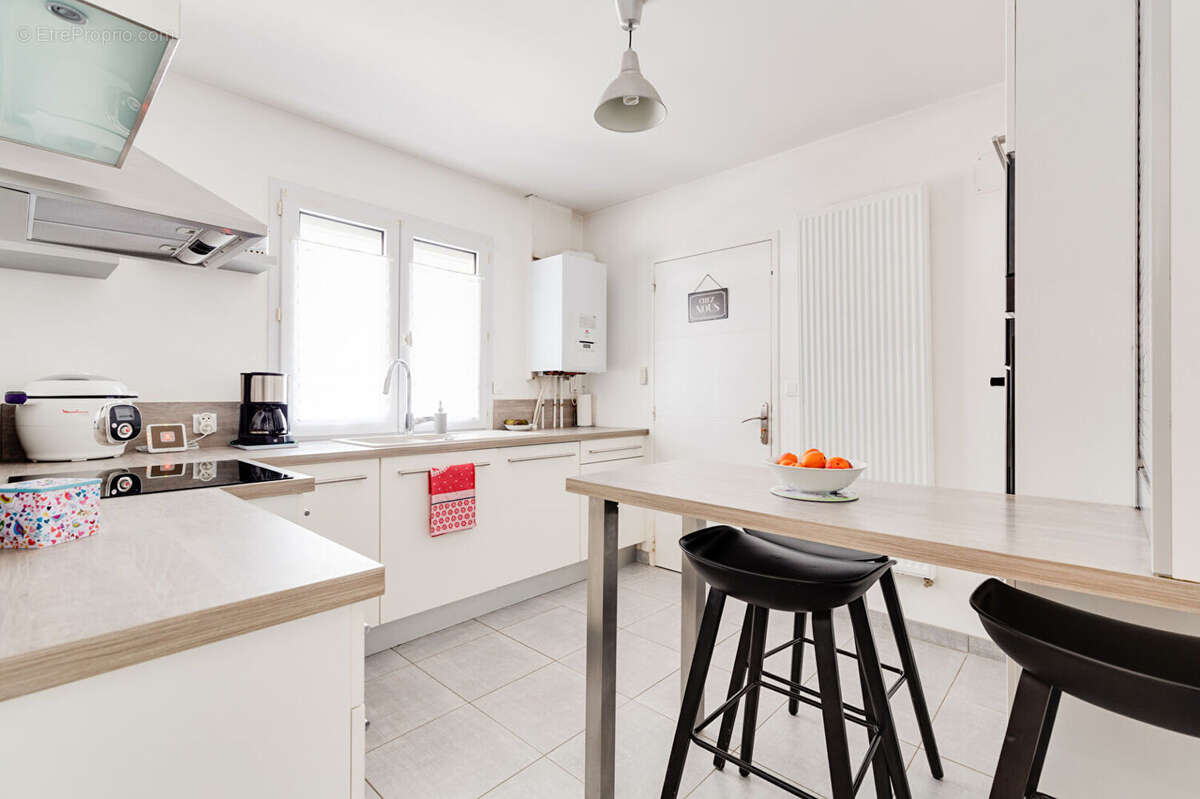 A VENDRE Nantes ZOLA  Maison 3 chambres garage - photo 4