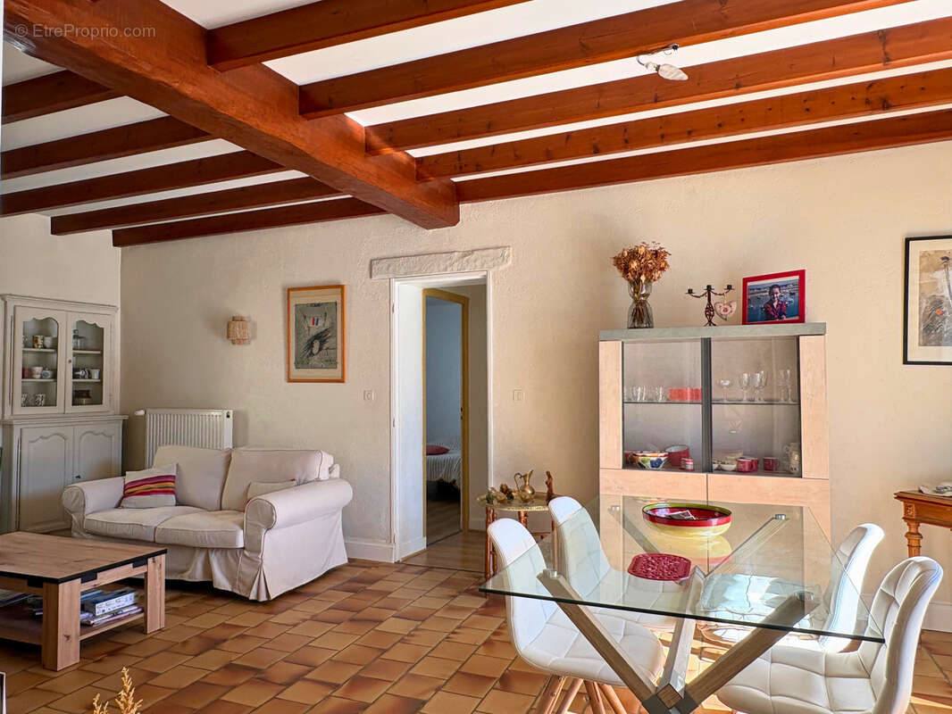 Maison à BOUTIERS-SAINT-TROJAN