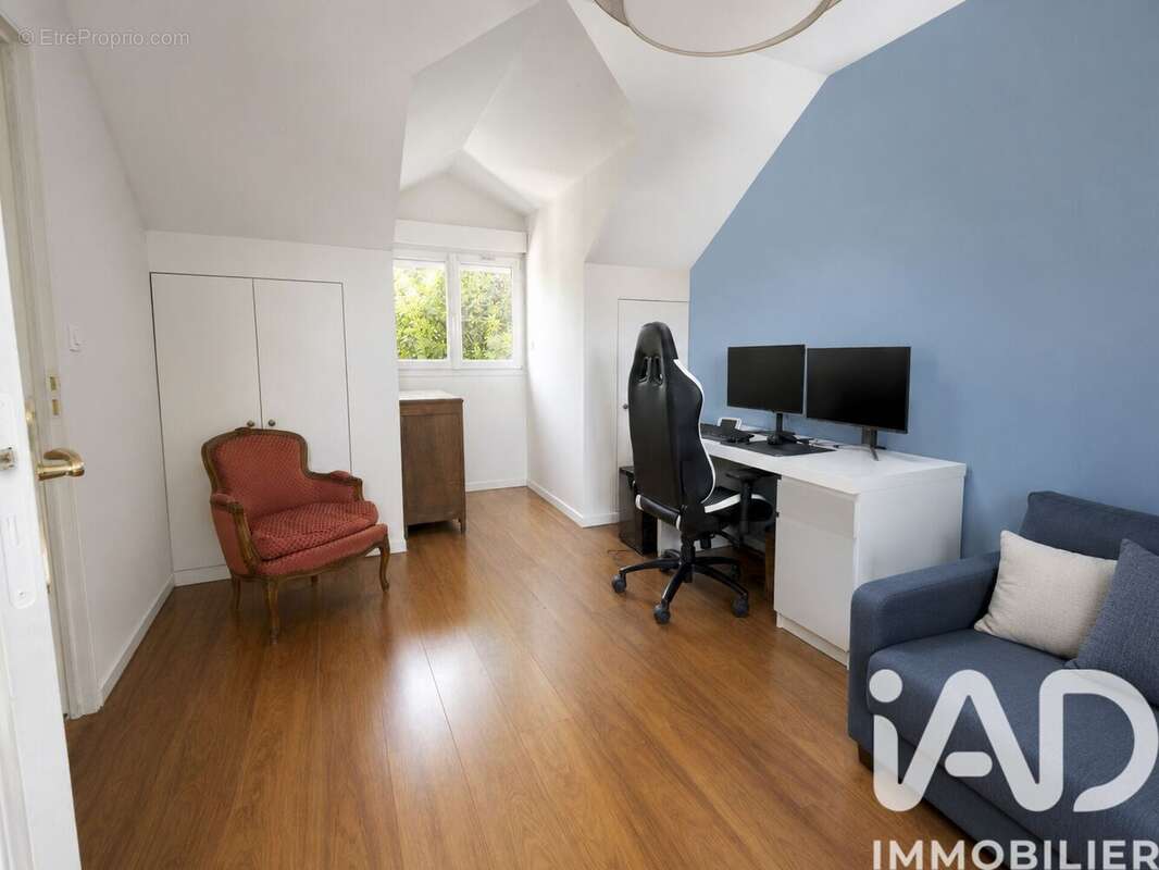 Maison 170 m² à Bagnolet  - photo 8