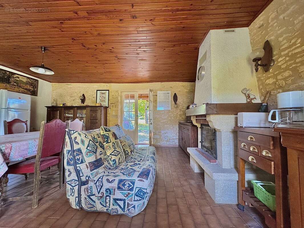 Maison à SAINT-CYPRIEN