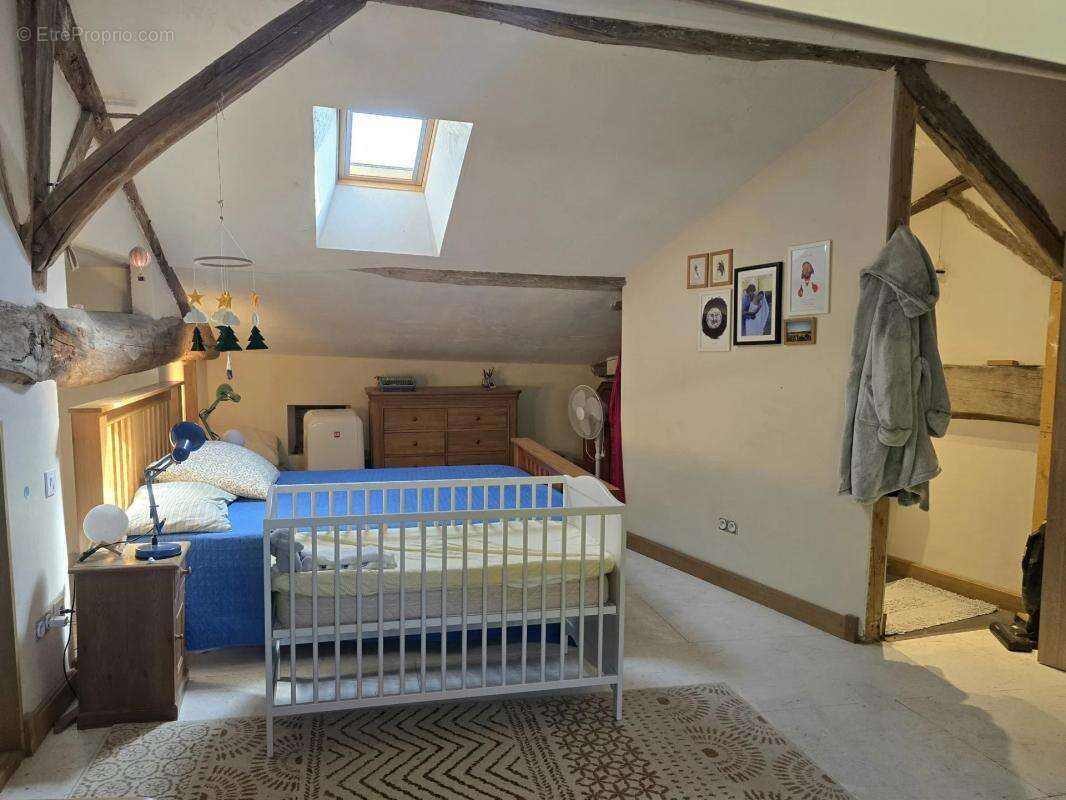 Maison à SALLES-LAVALETTE