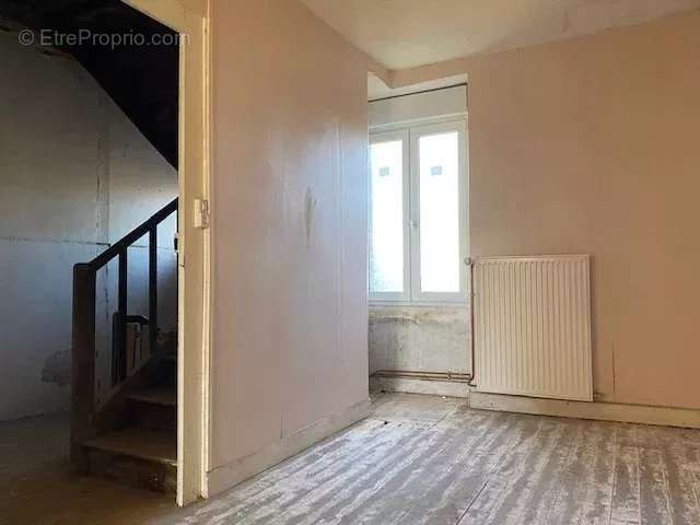 Appartement à CLUIS