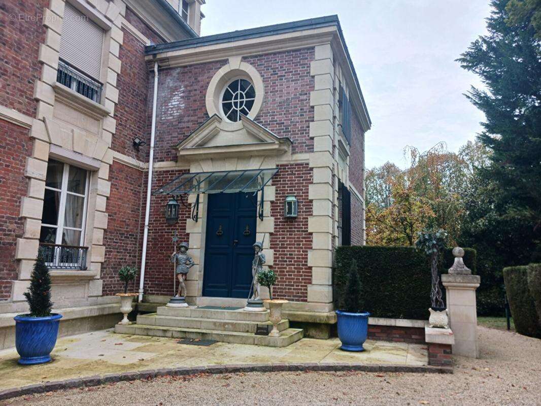 Maison à CHANTILLY