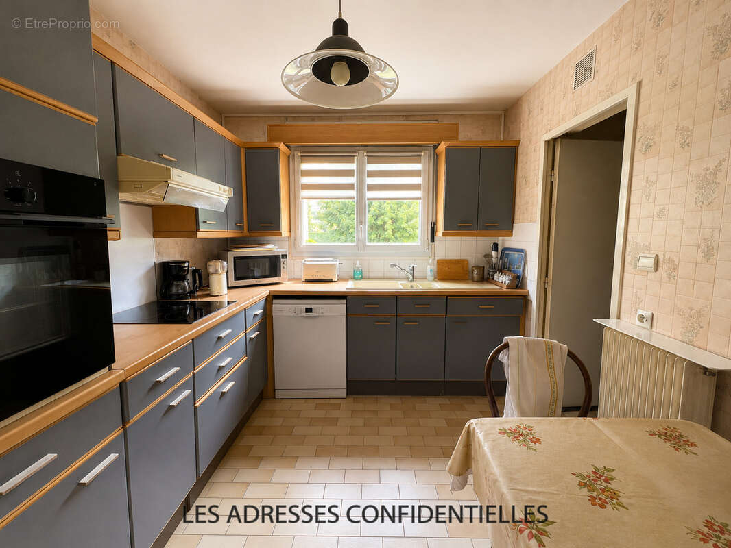 Appartement à TASSIN-LA-DEMI-LUNE
