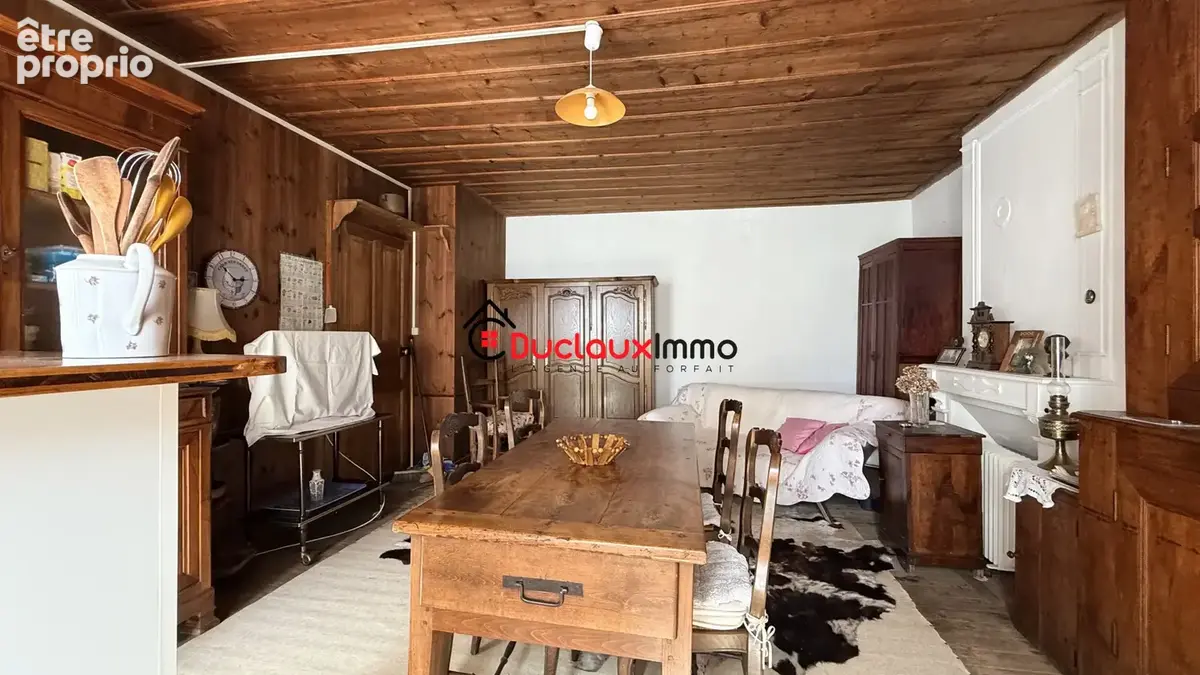 Maison auvergnate en pierre avec grange - photo 8