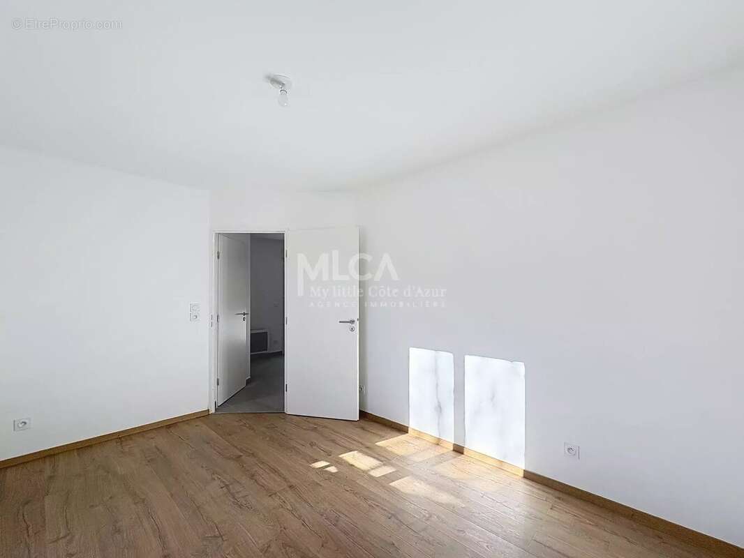 Appartement à SAINT-ETIENNE-DE-TINEE