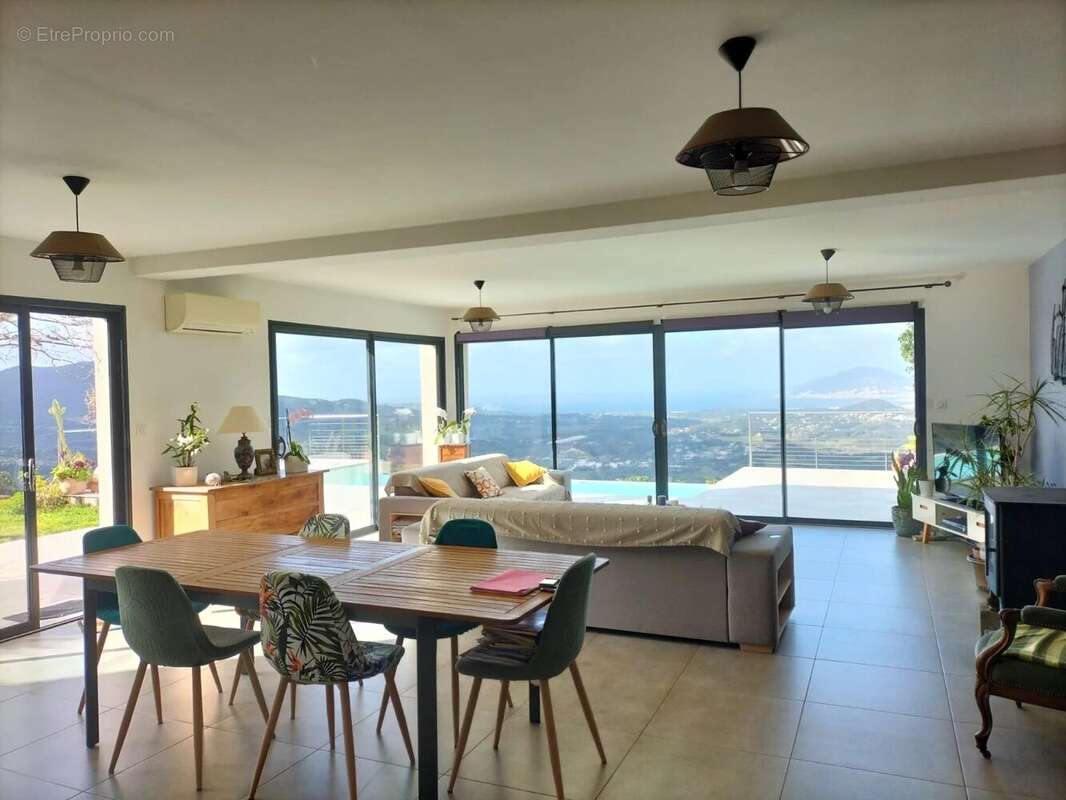 Maison à ECCICA-SUARELLA