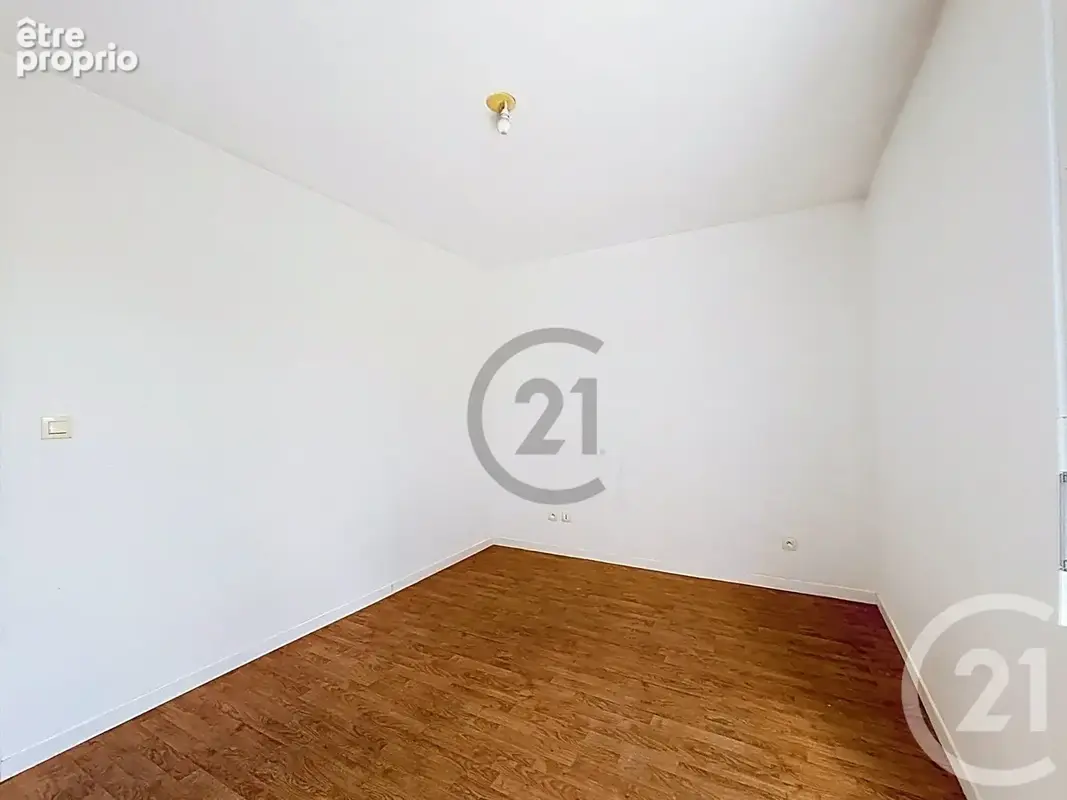 Appartement 2 pièces 41 m² à vendre à Provins (77160) - photo 5