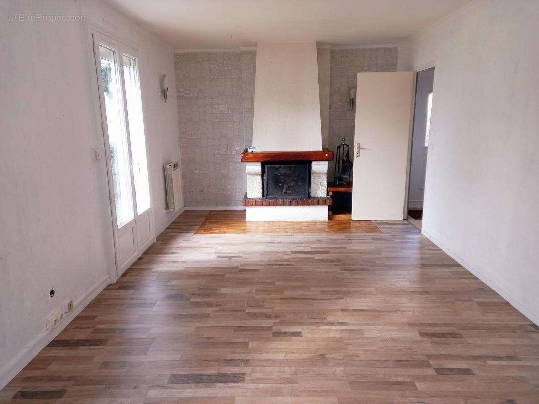 Maison à LA MILESSE