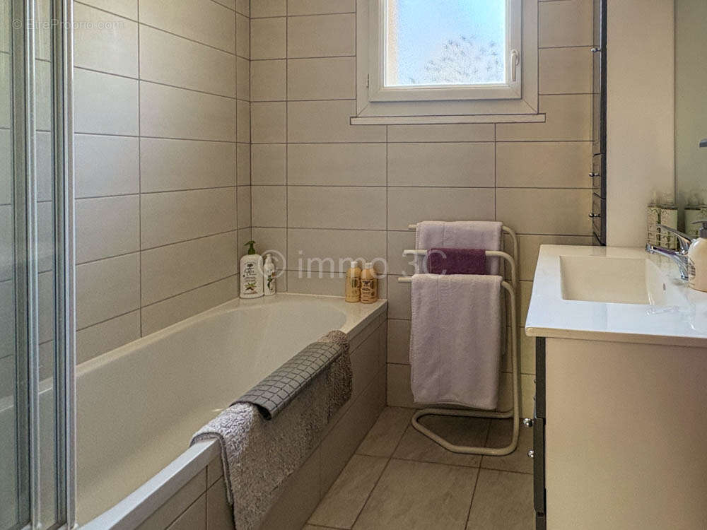 Maison à SAUZE-VAUSSAIS