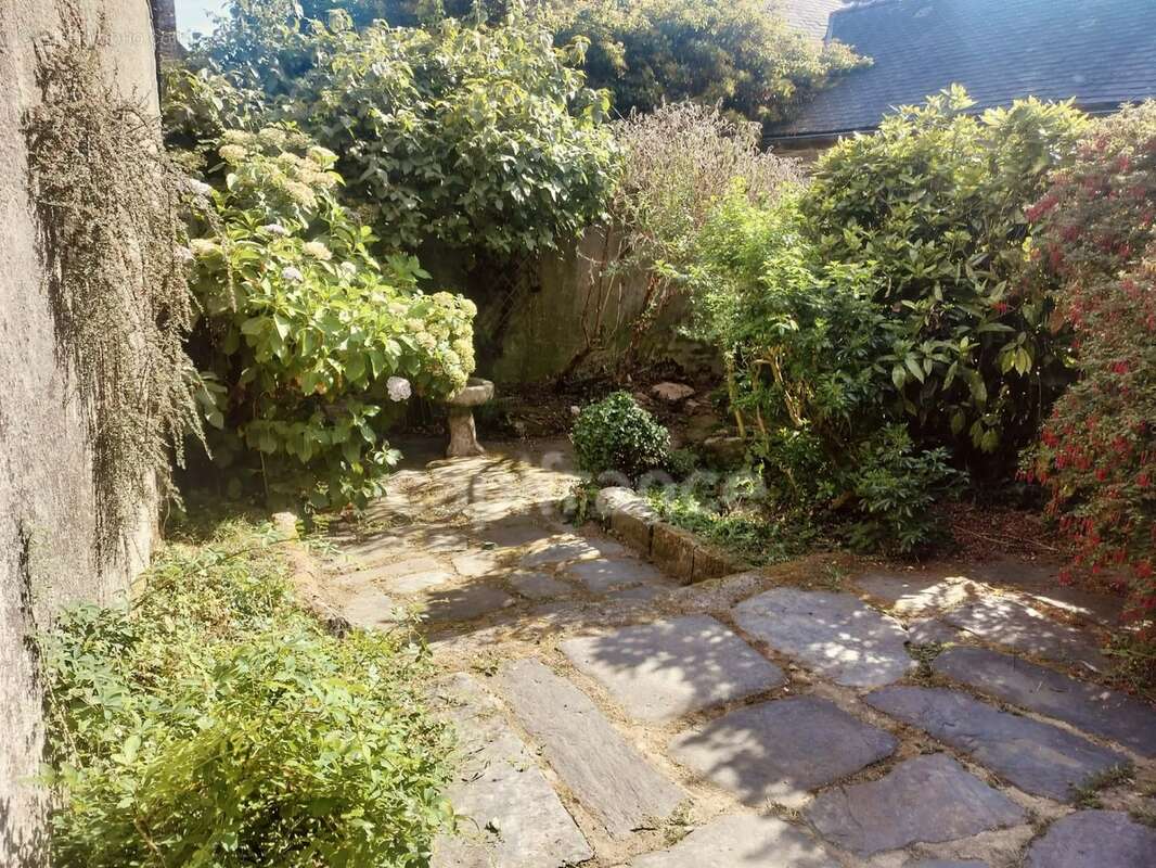 Ensemble immobilier de caractère en pierre au cœur des Monts d’Arrée - photo 4