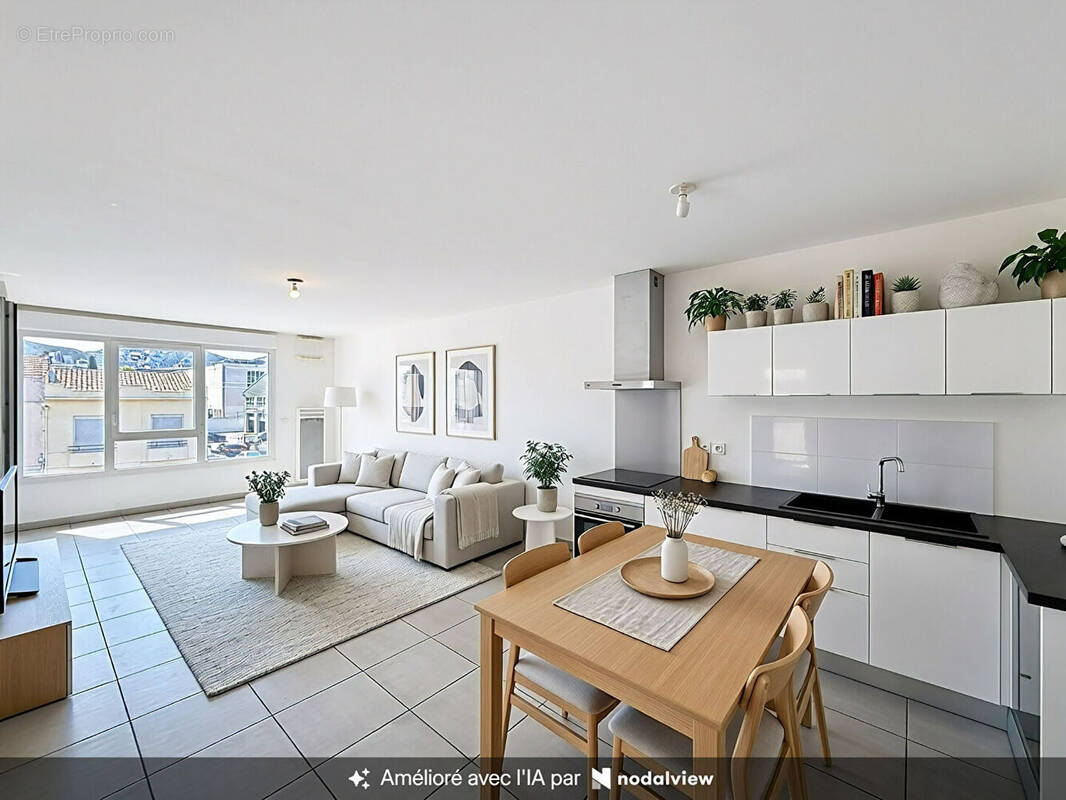 Appartement à MARSEILLE-10E
