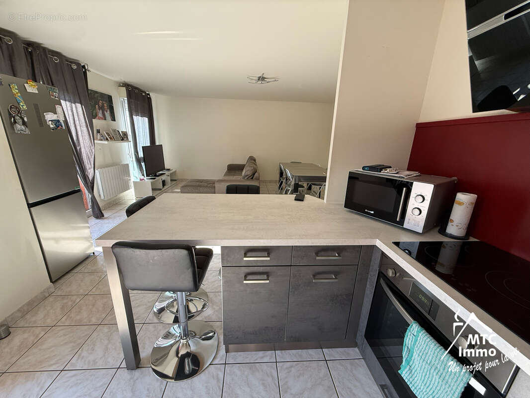 Appartement à CHARVIEU-CHAVAGNEUX
