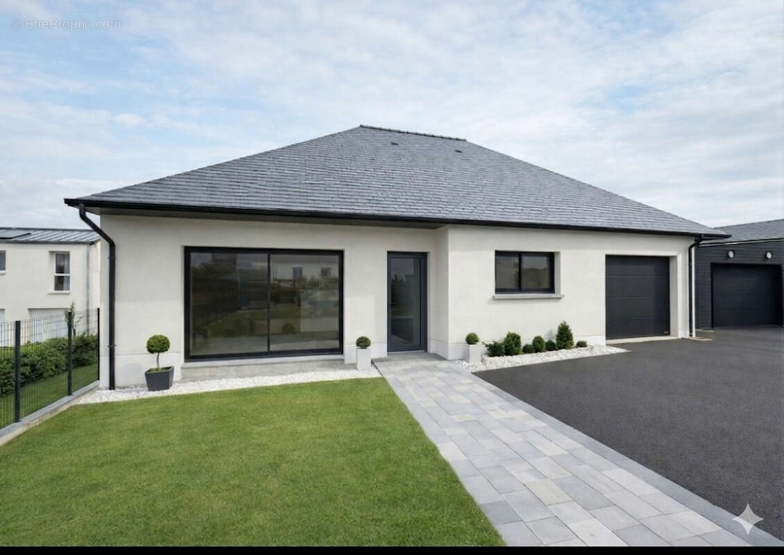 Maison à SAINT-BERTHEVIN