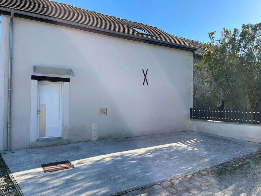 Maison à MONTEREAU-FAULT-YONNE