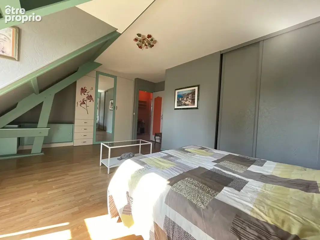 EPERNON 10'  - Maison  7 pièce(s), garage double - photo 13