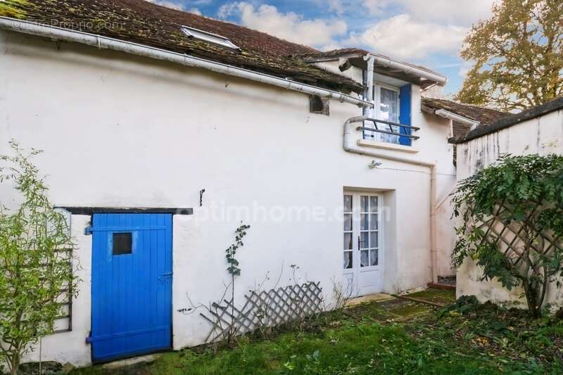Maison à SAINT-LEGER-MAGNAZEIX