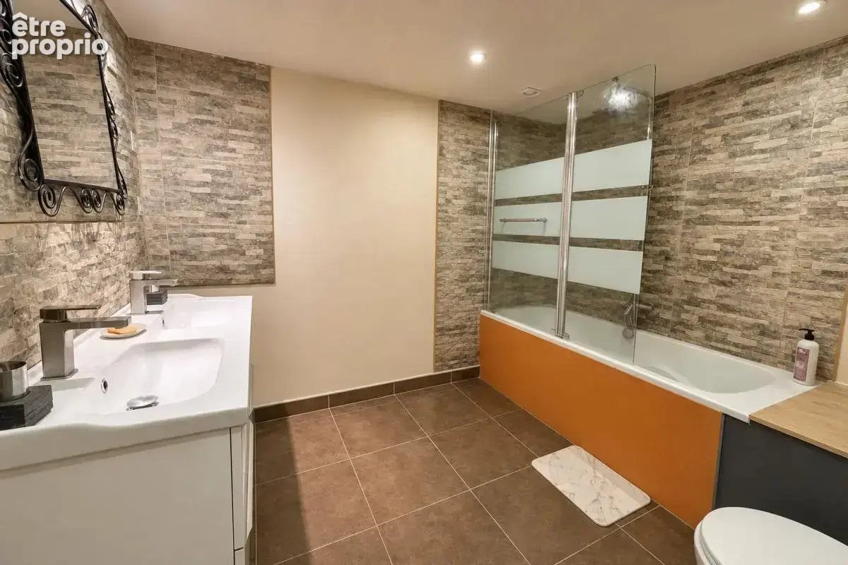 Maison de 5 pièces de 100 m² à Corbeil-Essonnes - photo 13