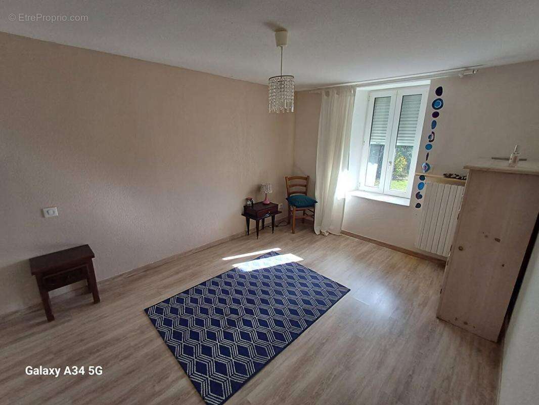 Maison à SAINT-AGREVE