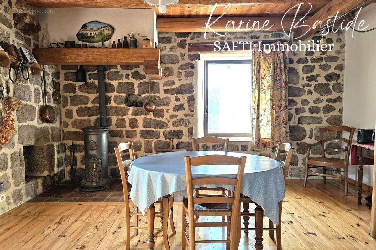 Maison 225 m² à Salettes  - photo 8