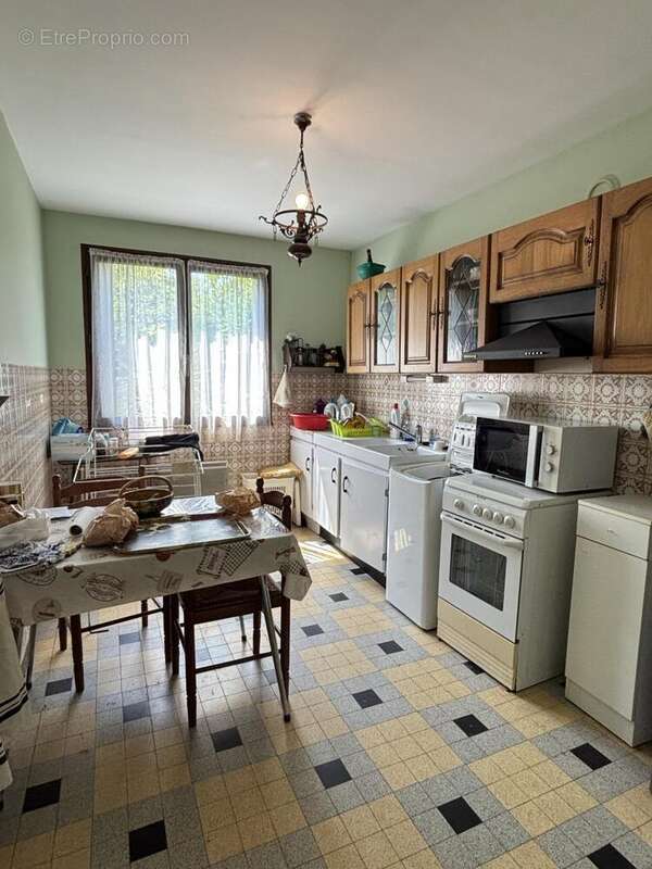Maison 88 m² à Poisat  - photo 7