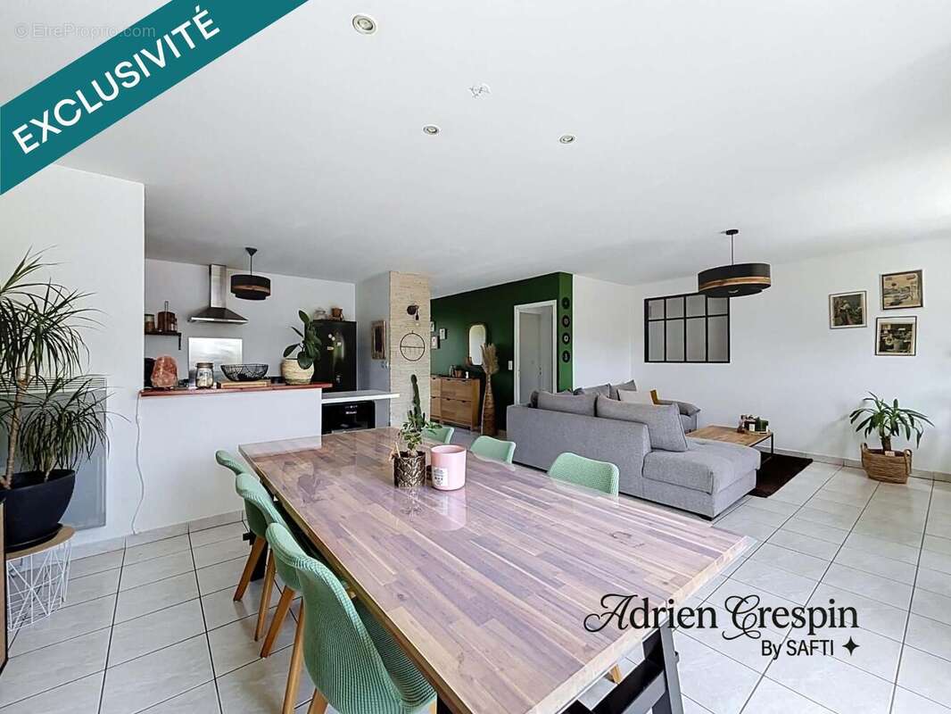Maison 86 m² à La Poueze  - photo 4