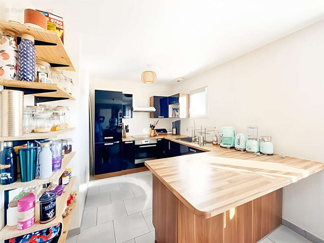 Maison de 5 pièces de 111 m2 - photo 2