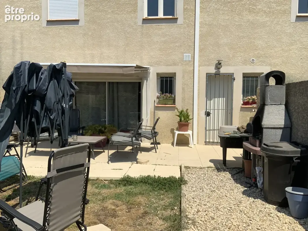 Immeuble de 2 logements avec terrain. - photo 11