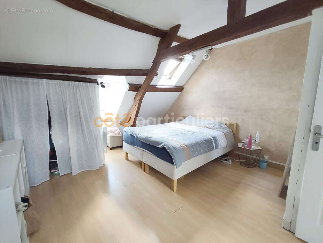 Maison à MEZIDON-CANON