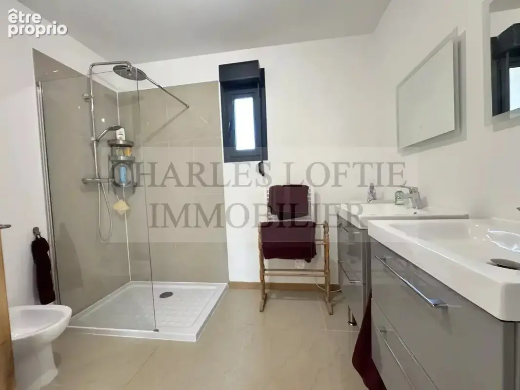 Superbe maison contemporaine de 155 m² sur un terrain de 6700 m² - photo 13