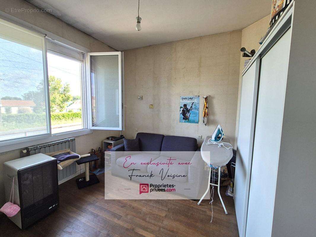 Maison à VENDRENNES