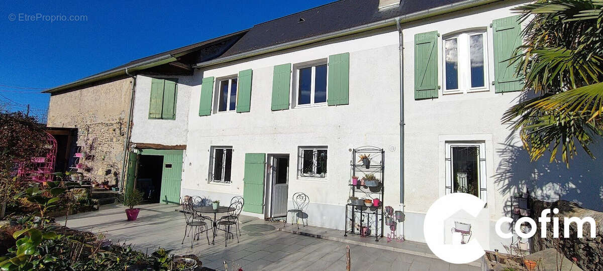 Maison à OLORON-SAINTE-MARIE