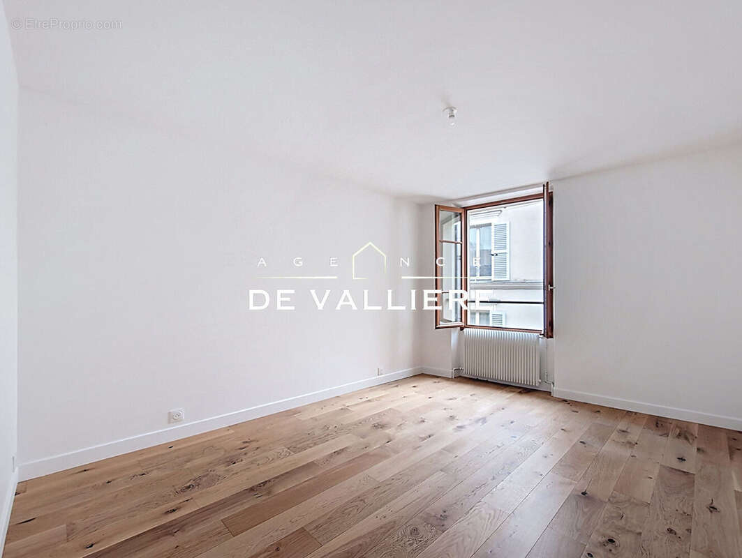 Appartement à RUEIL-MALMAISON