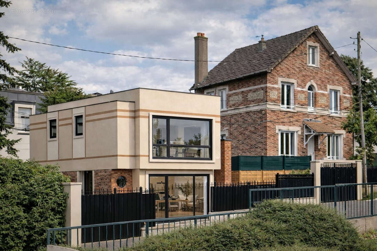 Terrain à RUEIL-MALMAISON