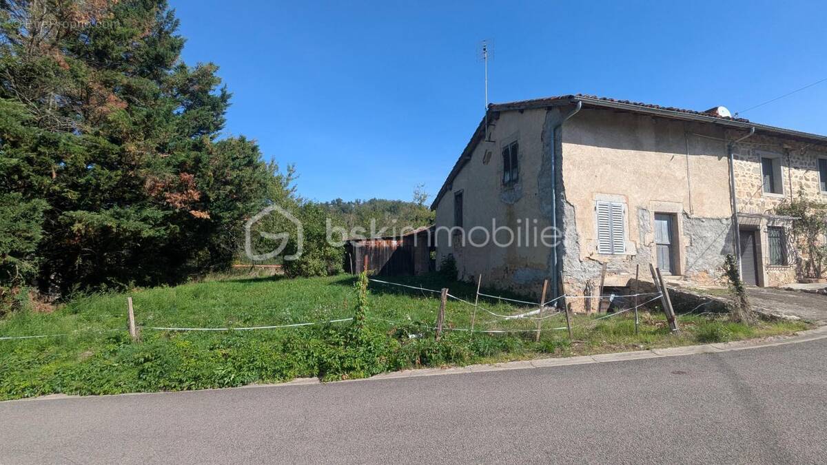 Maison à SALT-EN-DONZY