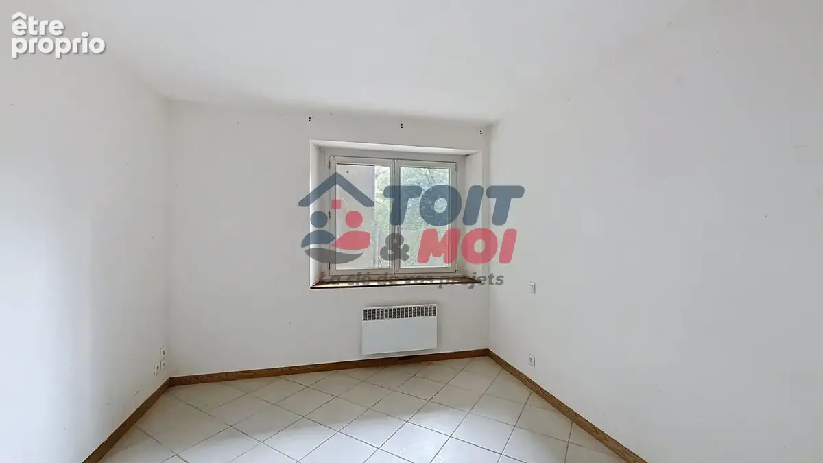 Immeuble avec appartement habitable et fort potentiel locatif - photo 5