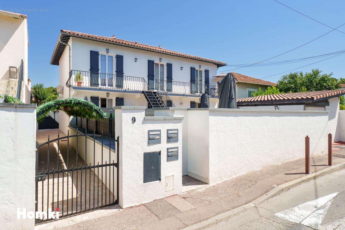 Appartement à LE CANNET