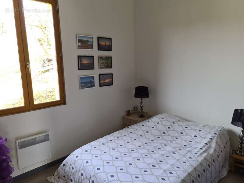 Maison à RUELLE-SUR-TOUVRE