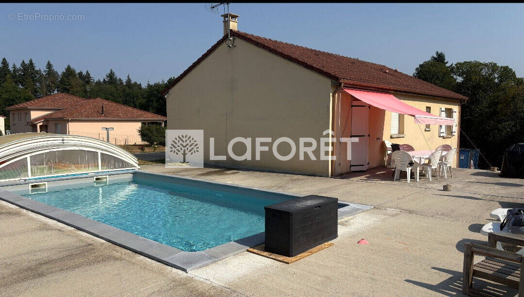 Maison à SAINT-PRIEST-TAURION