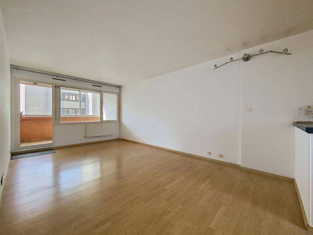 Appartement à GUYANCOURT