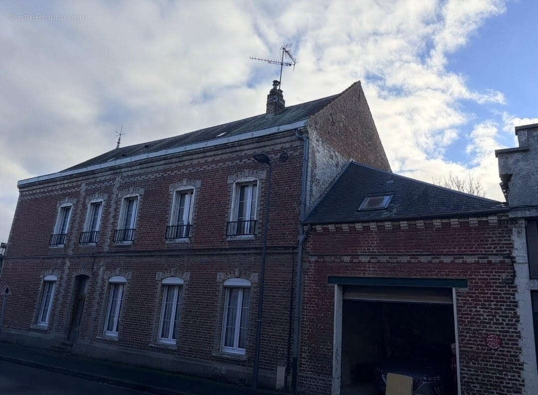 Maison à CRECY-SUR-SERRE