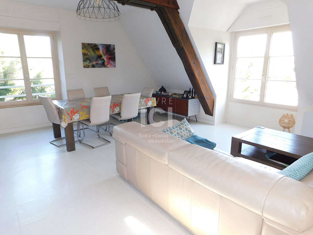 Appartement à MURS-ERIGNE