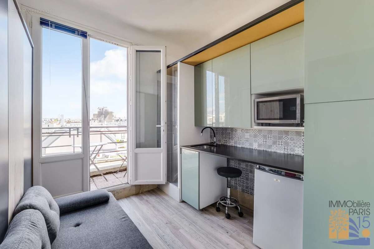 Appartement à PARIS-15E