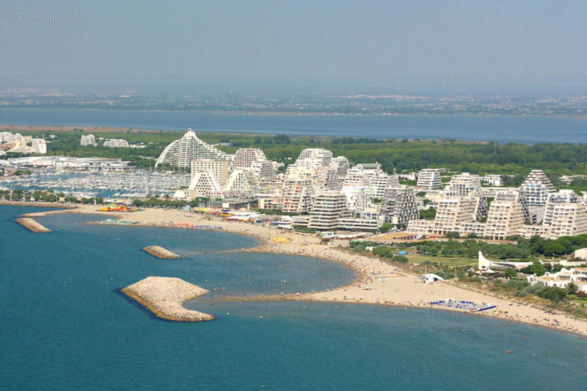 Commerce à LA GRANDE-MOTTE