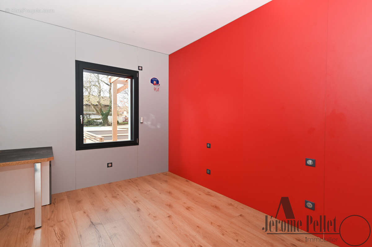 Maison à COMMUNAY