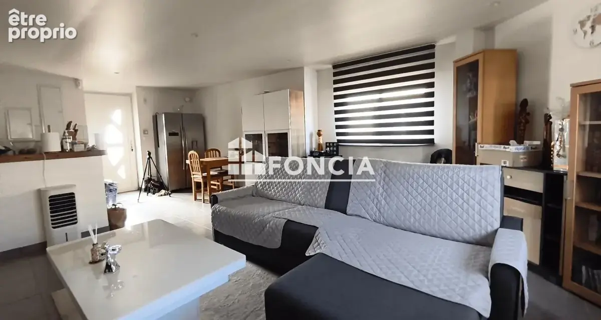 Immeuble de 2 appartements et une maison en centre ville de Dordives - photo 17