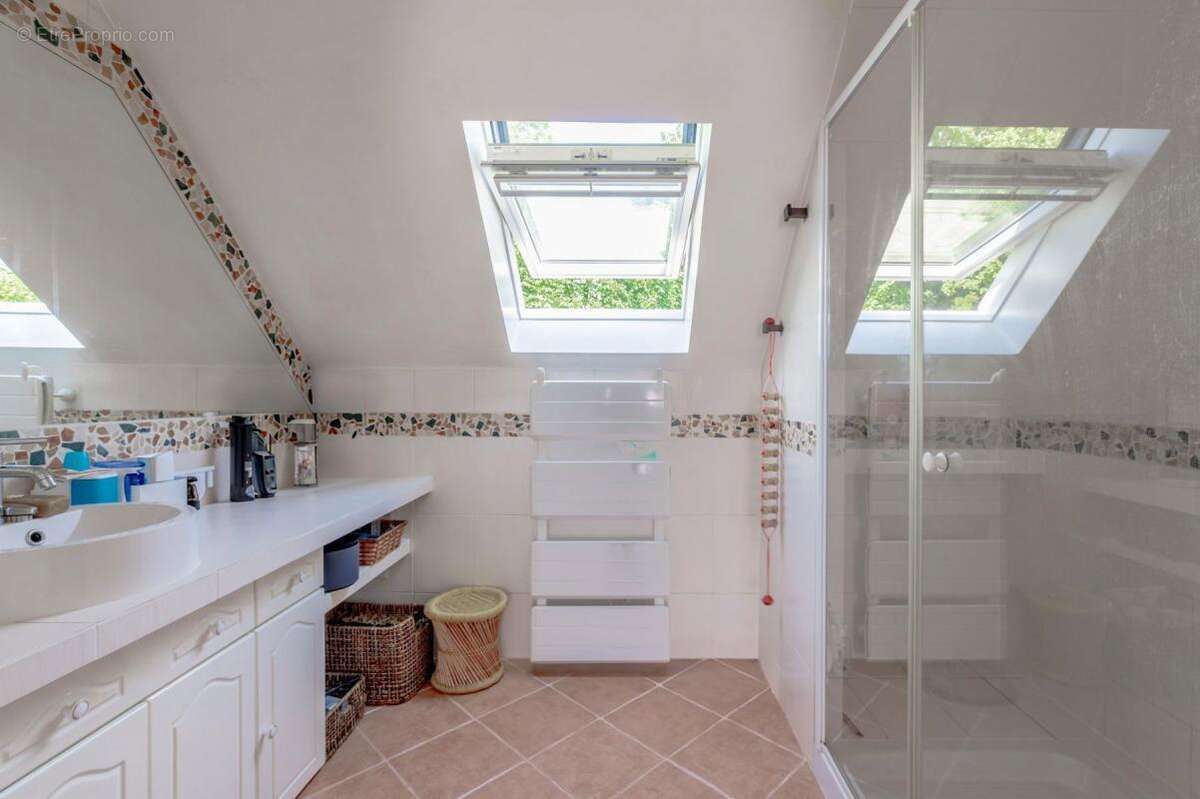 Maison à SOISY-SUR-SEINE